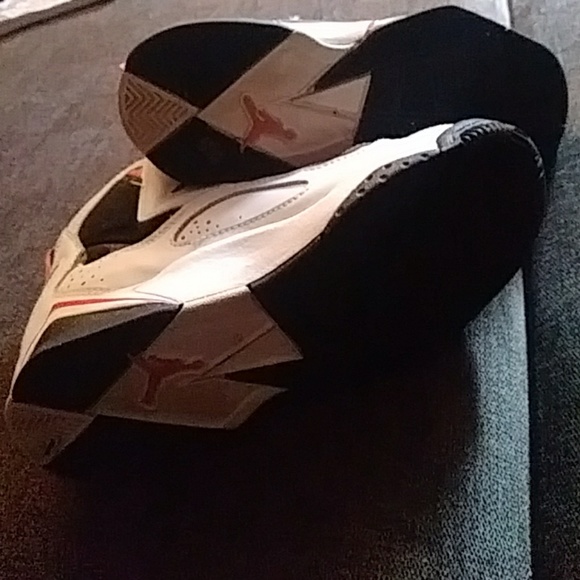 Jordan sneakers cute white with multi colors - Picture 4 of 6